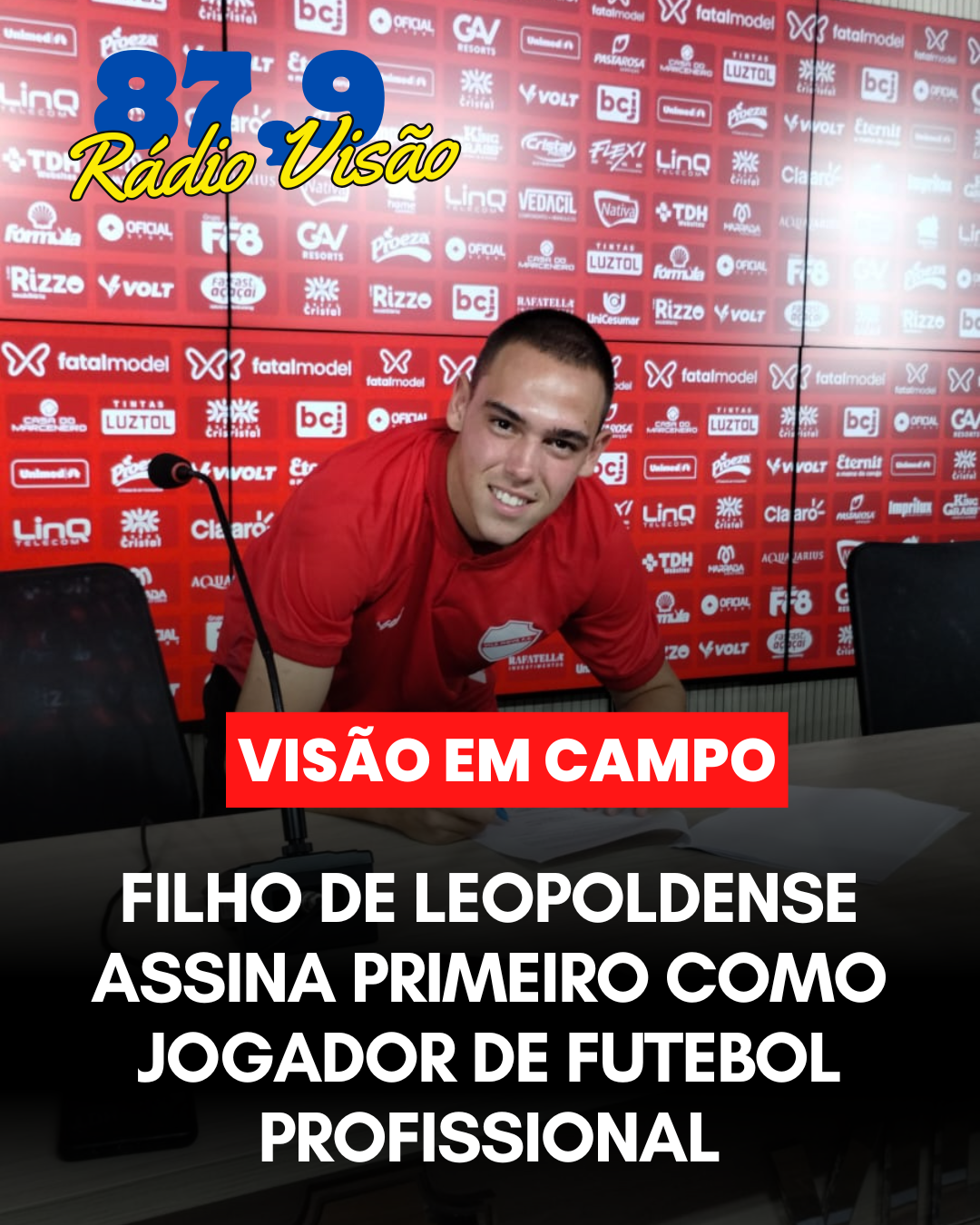 ​FILHO DE LEOPOLDENSE ASSINA PRIMEIRO CONTRATO COMO JOGADOR DE FUTEBOL PROFISSIONAL