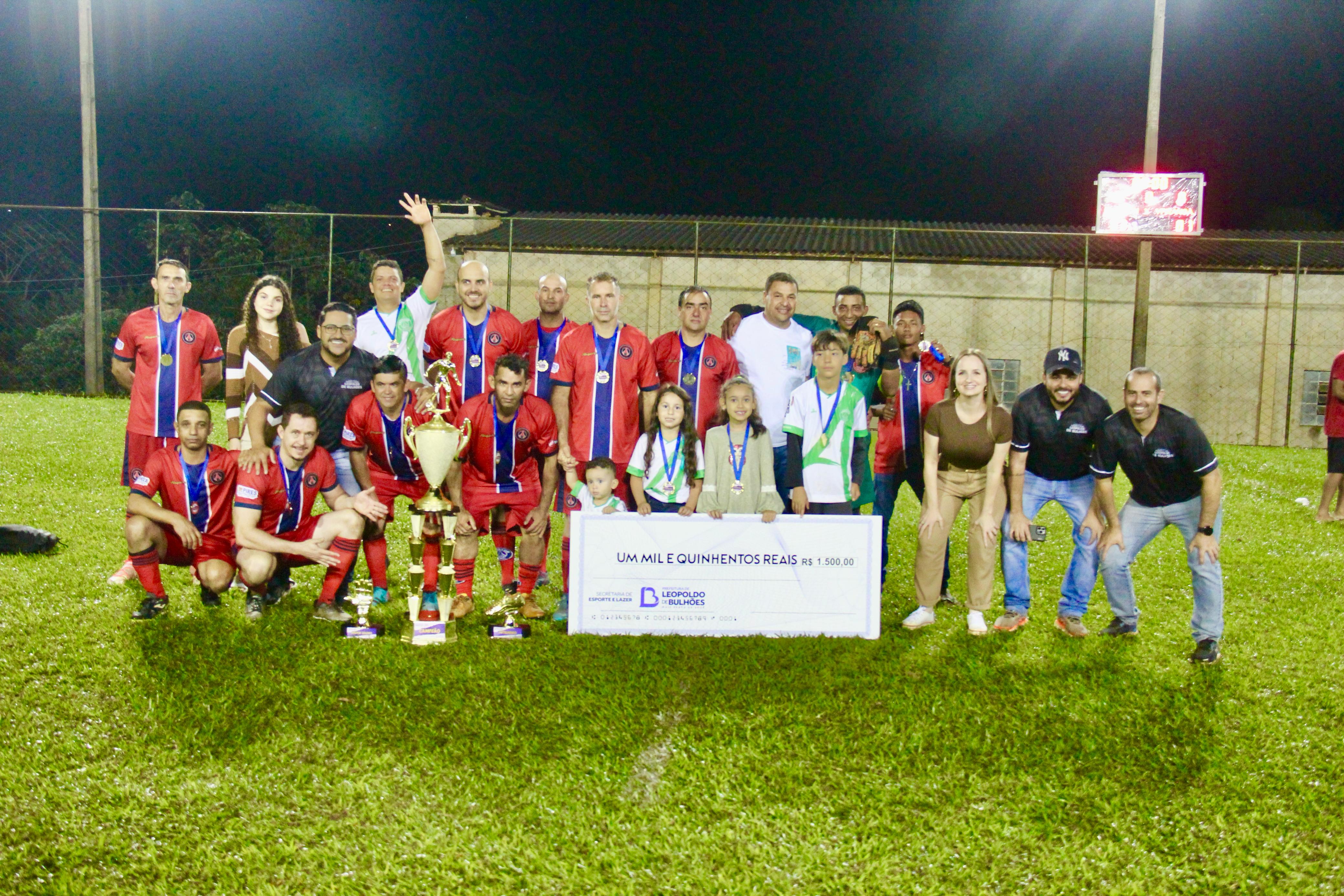 ​EMERSON E AMIGOS CAMPEÃO DOS VETERANOS DE LEOPOLDO DE BULHÕES